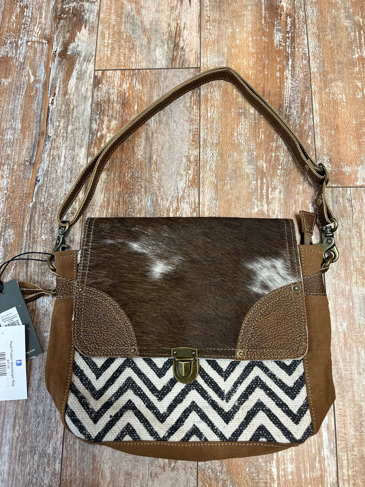 Pearl Fusion Messenger Bag
