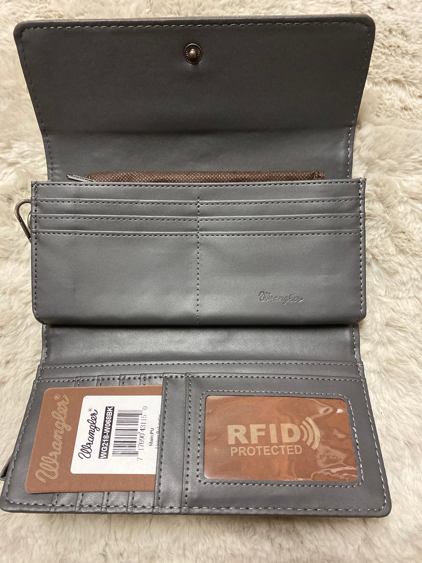 Wrangler Aztec Embroidered Wallet/Wristlet