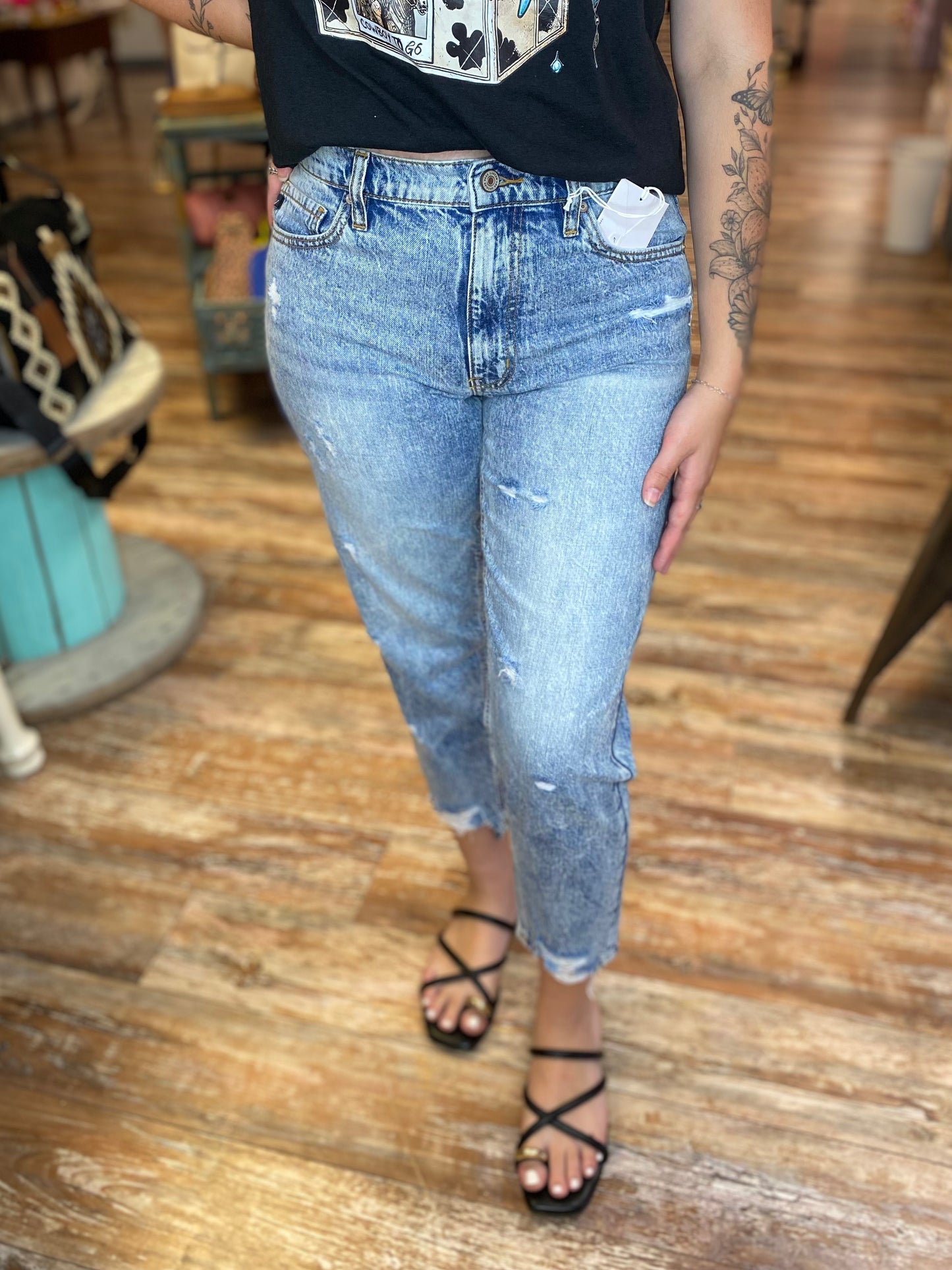 Kancan High Rise Ankle Mom Jean