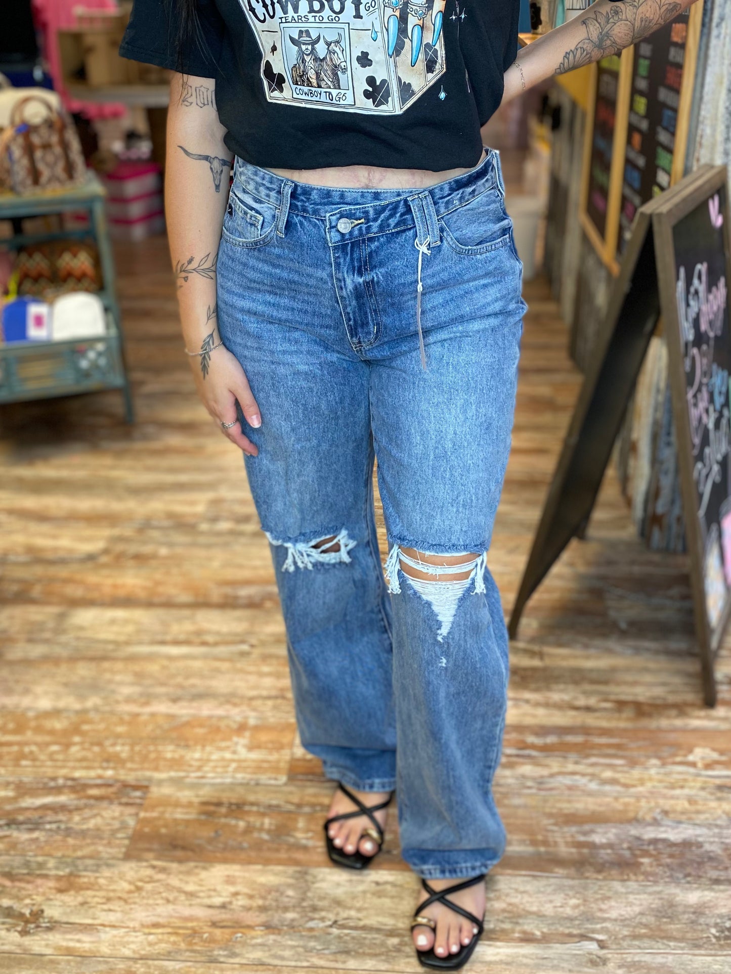 Kancan High Rise 90s Criss Cross Straight Jeans