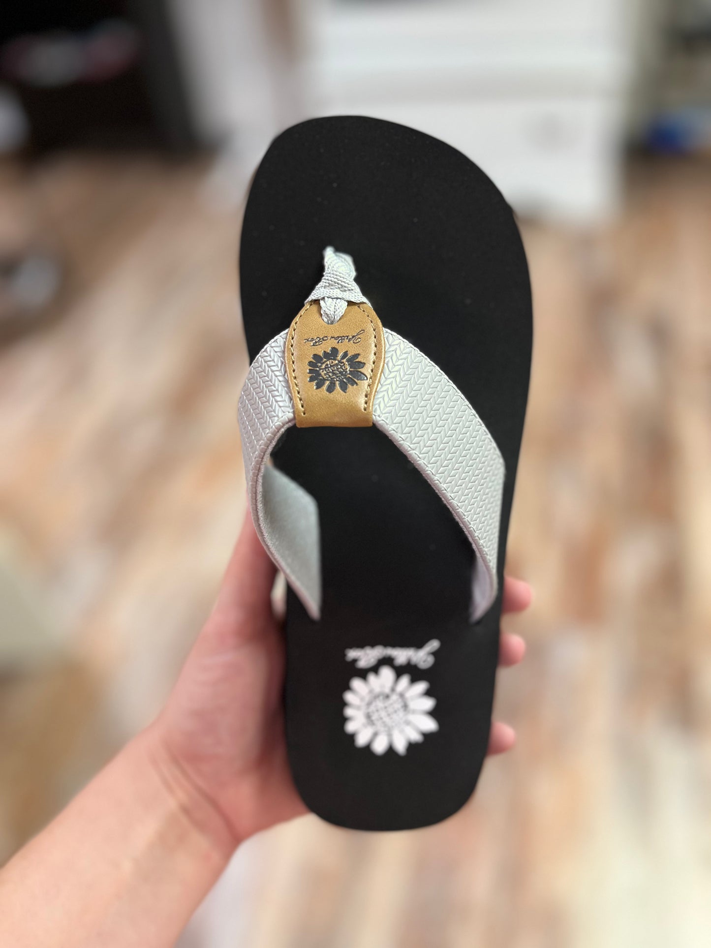 Yellowbox Gray Flance Flipflops