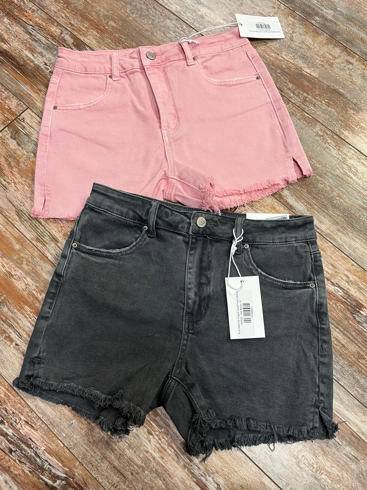 Acid Washed Frayed Cutoff Hem Shorts