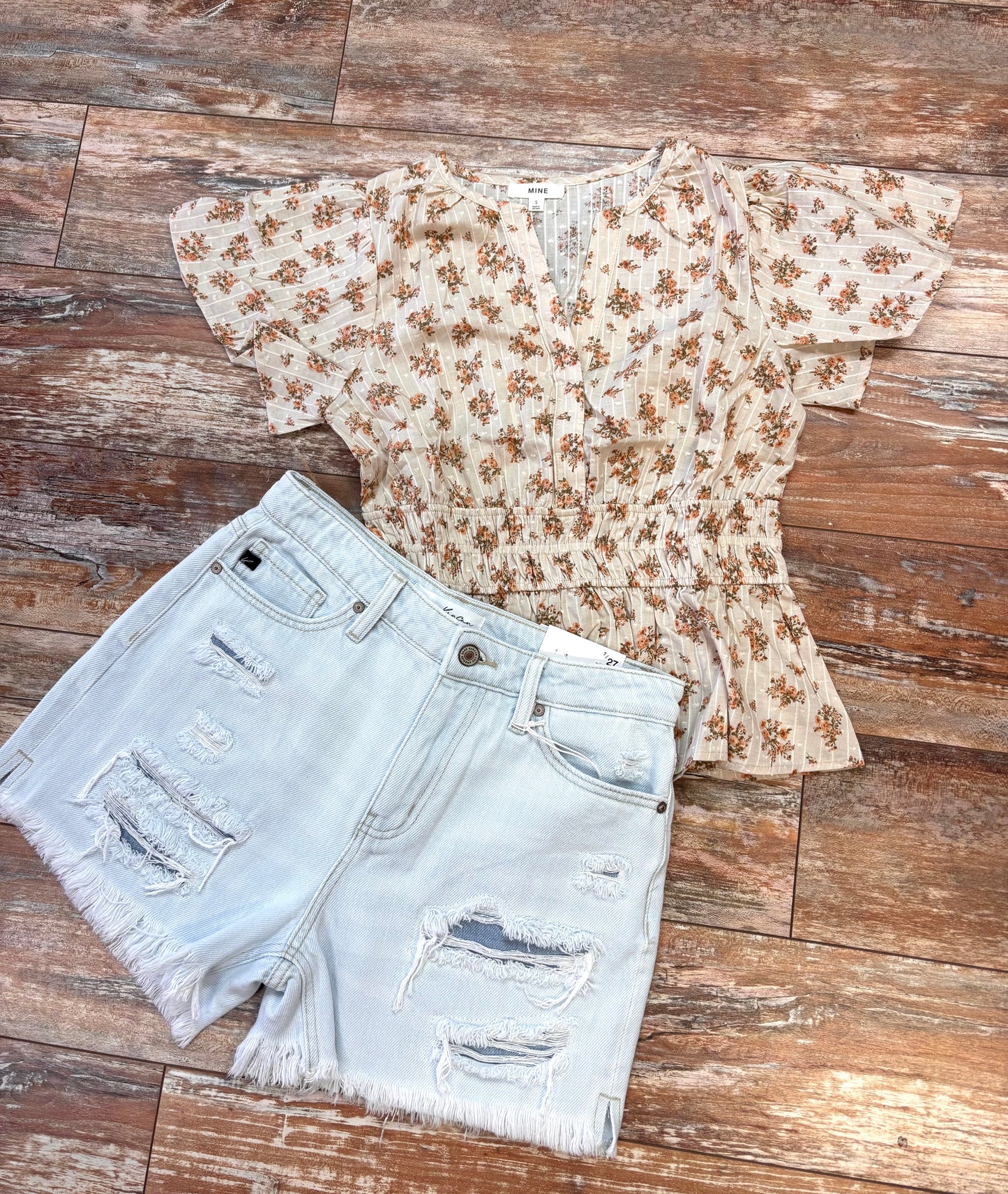 Floral Split Neck Short Sleeve Top