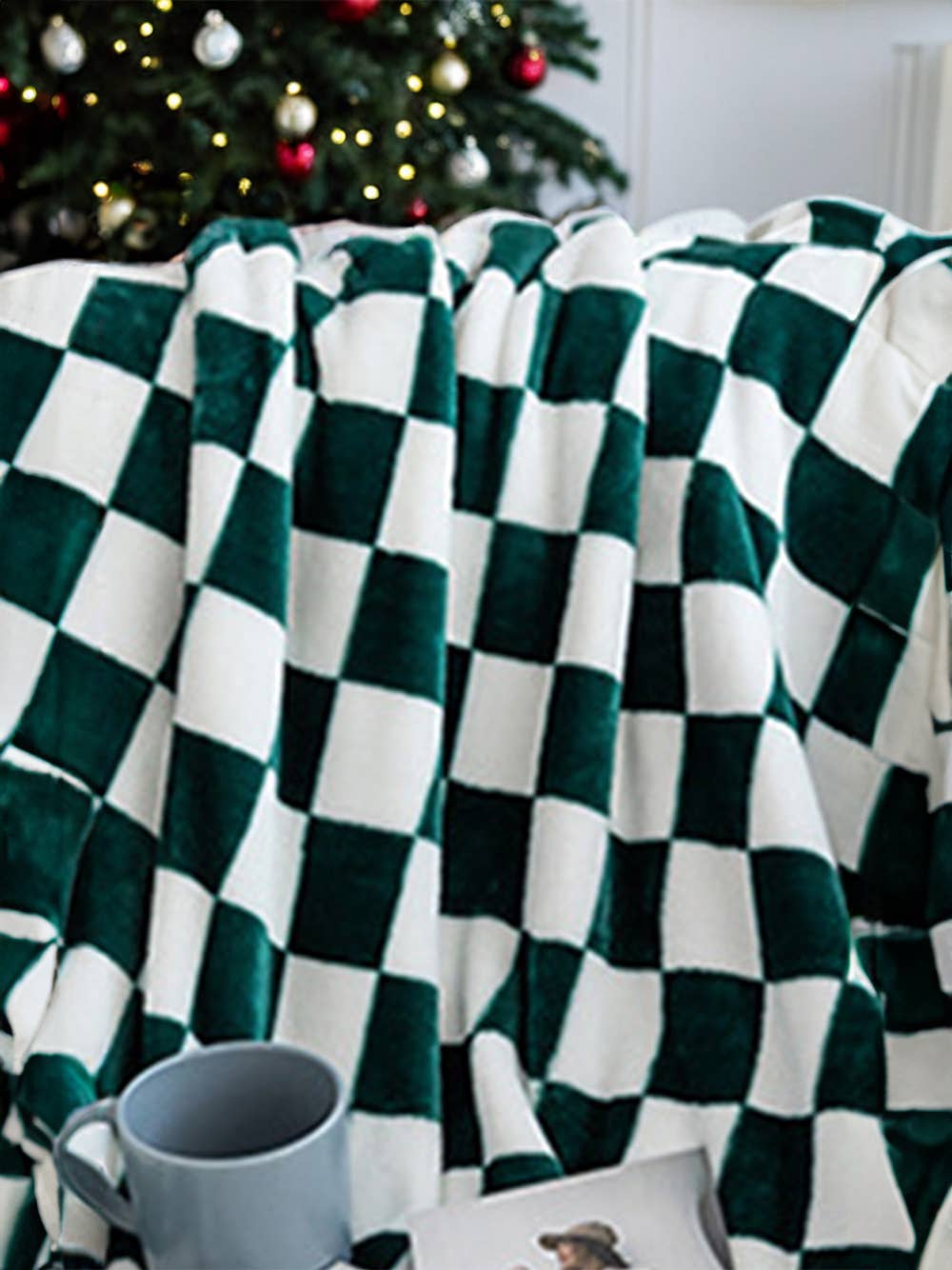 Checkerboard Printed Soft Throw Blanket