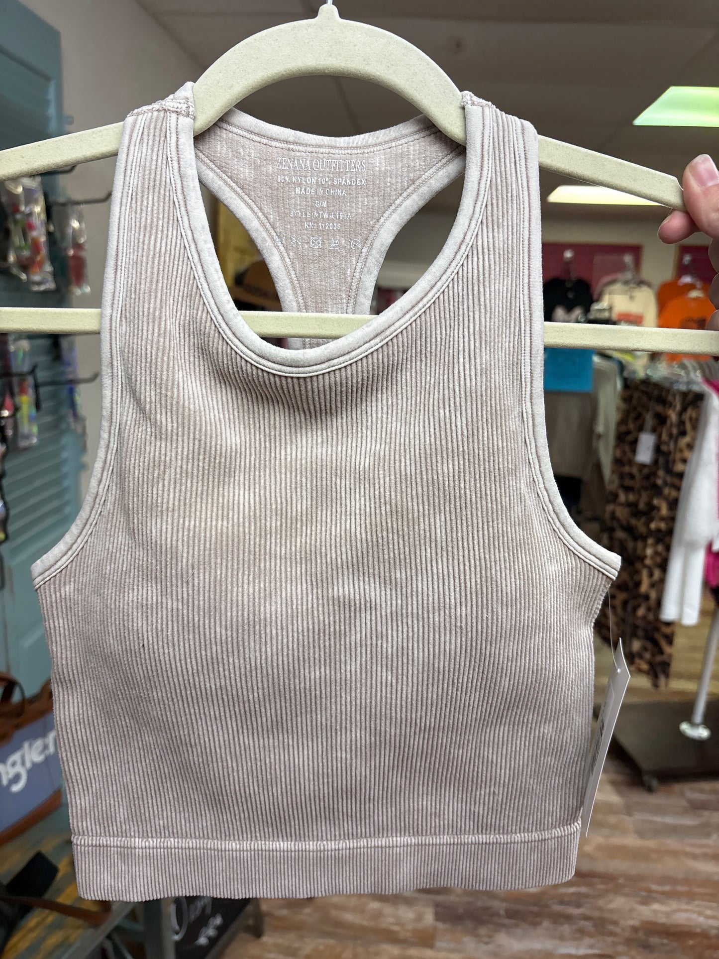 Zenana Ribbed Seamless Cropped Tank Top W/ Pads