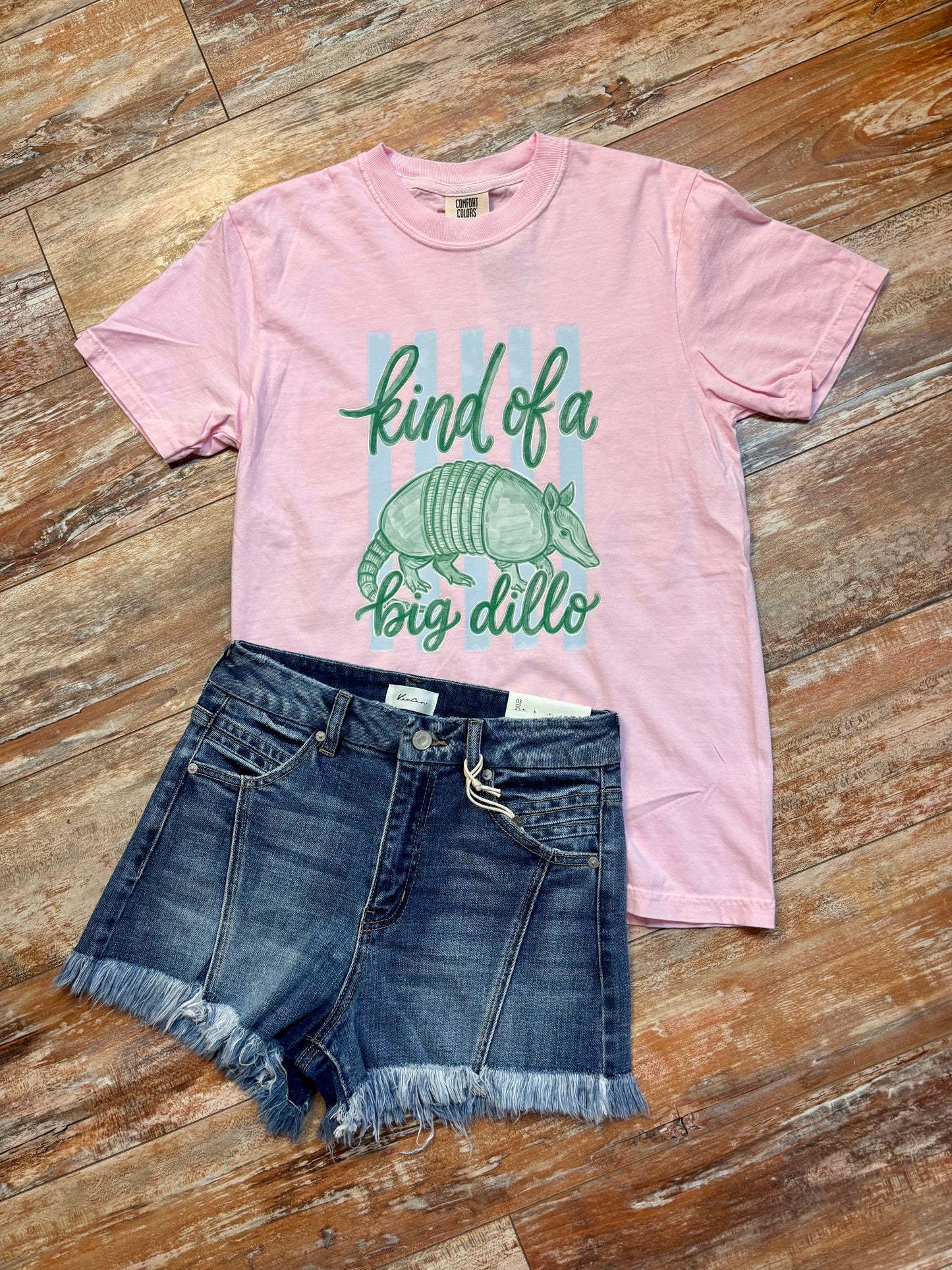 Kind of a Big Dillo Tee