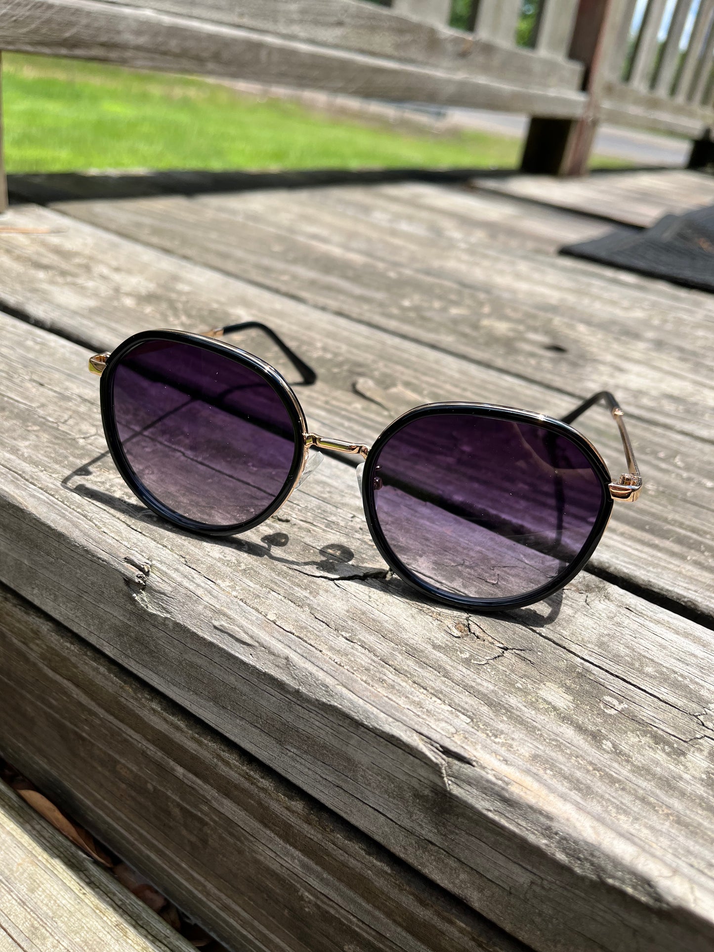 Summer Rewind Round Sunglasses