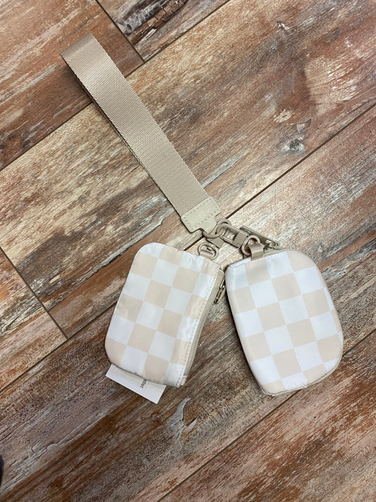 Checkered Double Pouch Wristlet