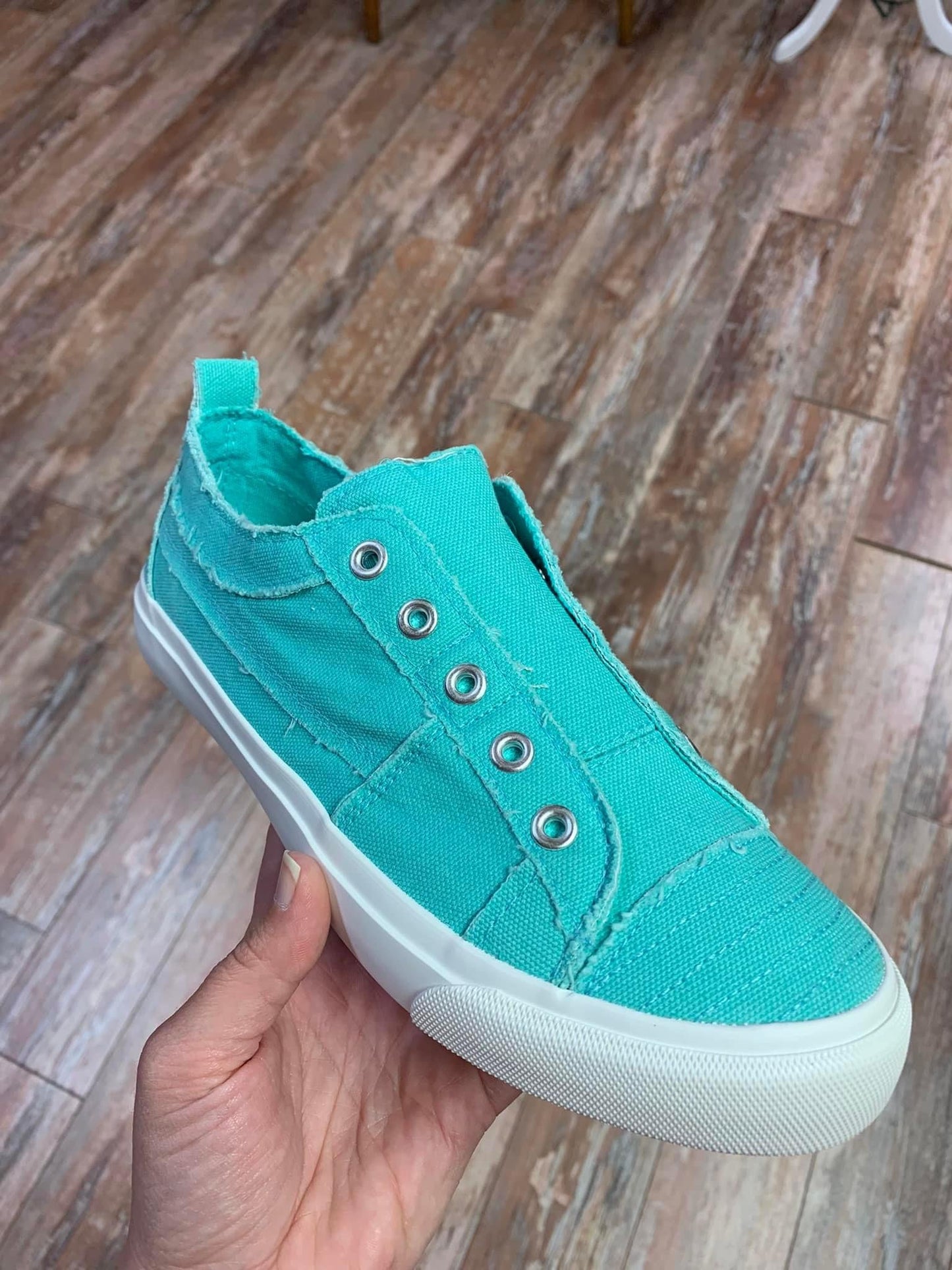 Aqua Corky Sneaker